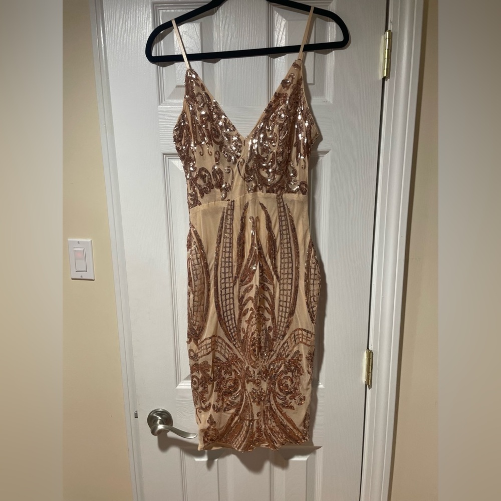 Shop 17 Size Large Nude and Rose Gold Sequin Dress